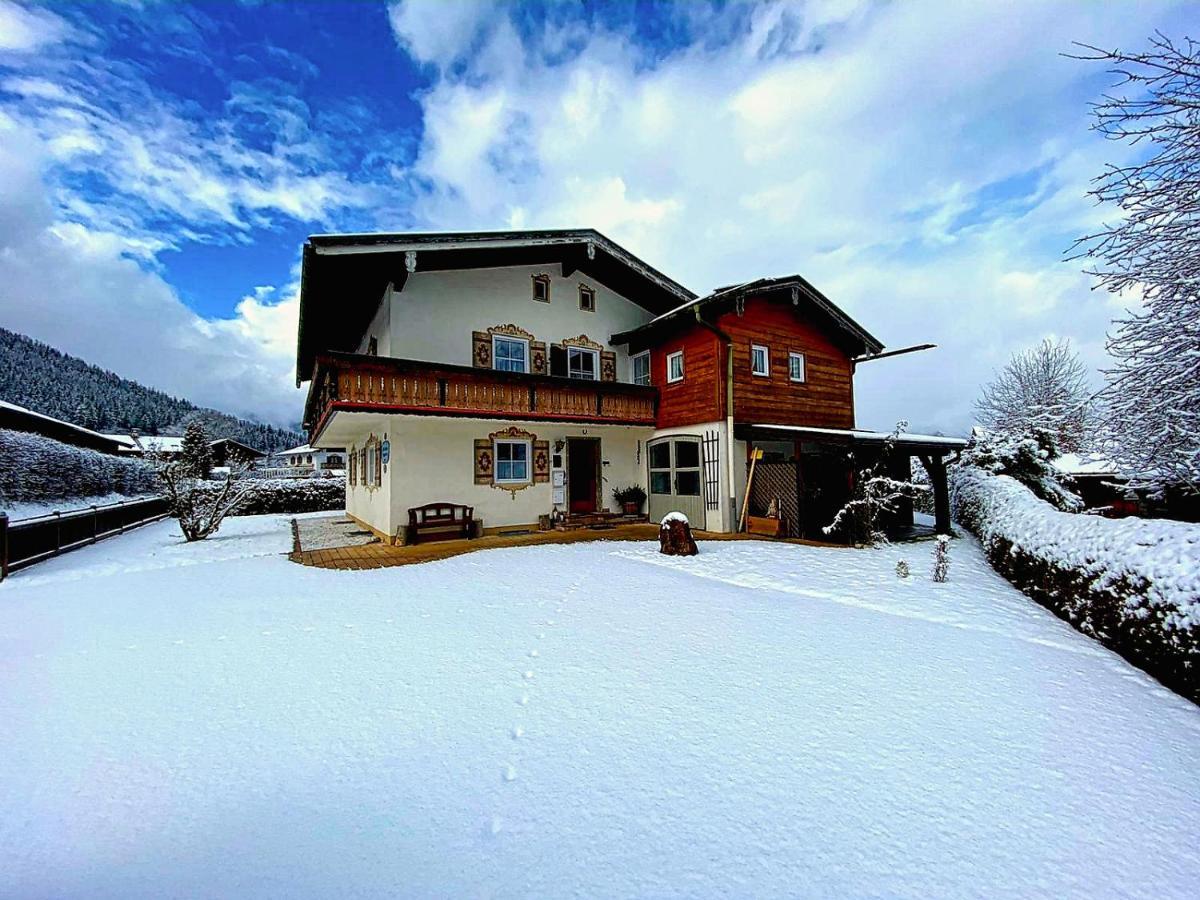 Ferienhaus Bergvagabund Шёнау-ам-Кёнигсзе Экстерьер фото